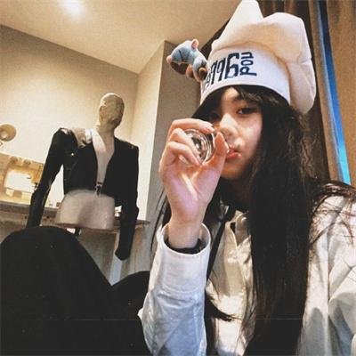 万紫千红花弄蝶